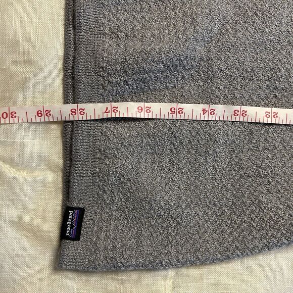 Flawed Patagonia Women's Capilene Air Crew Gray Large - Picture 7 of 8